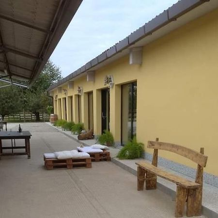 Azienda Agrituristica Scotti Somma Lombardo Buitenkant foto